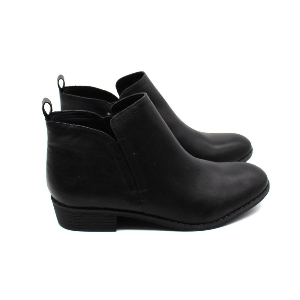 Sun + Stone Cadee Ankle Booties - Picture 4 of 8